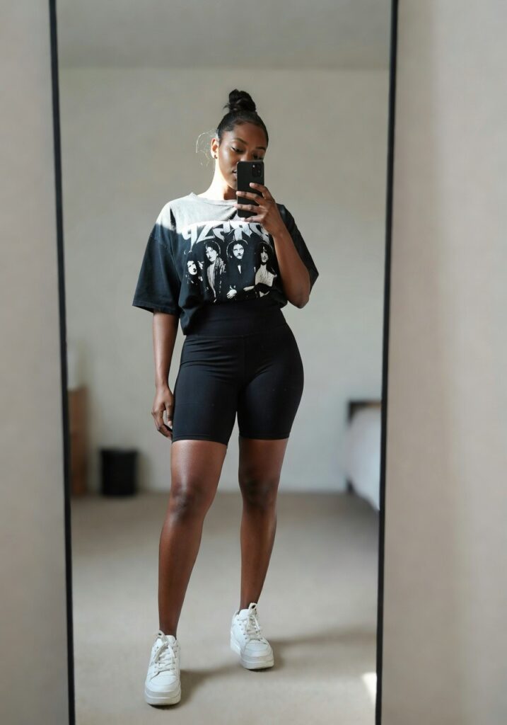 17 Sporty Concert Outfit Ideas for Black Women With Sneakers That Feel Effortless